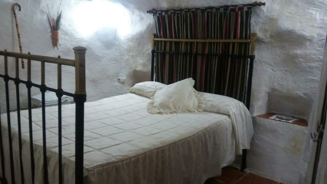 Cueva Rural La Noguera Guest House Pegalajar Exterior photo